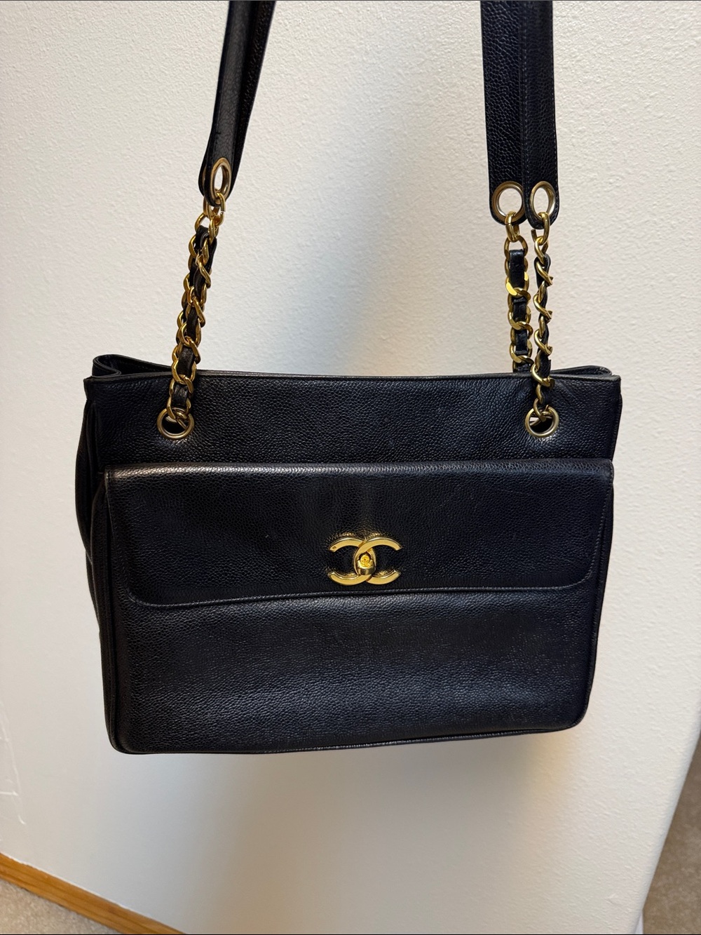 CHANEL Black Caviar Leather Shoulder Bag with Gold Hardware